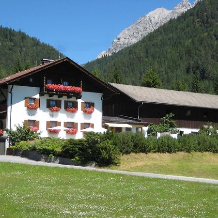 Gaestehaus Fitsch Obsteig Extérieur photo