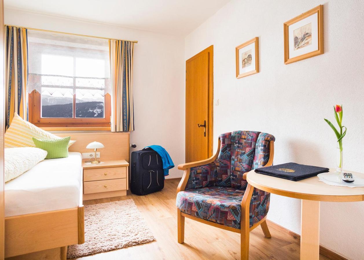 Gaestehaus Fitsch Obsteig Extérieur photo