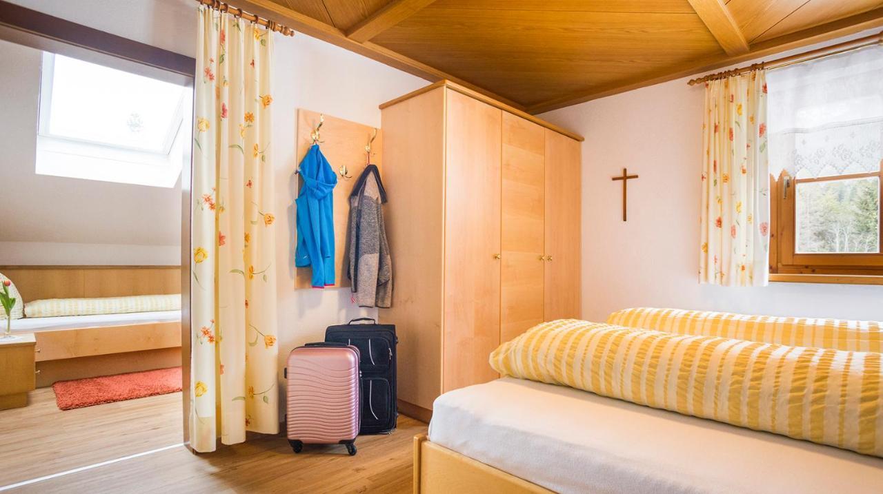 Gaestehaus Fitsch Obsteig Extérieur photo